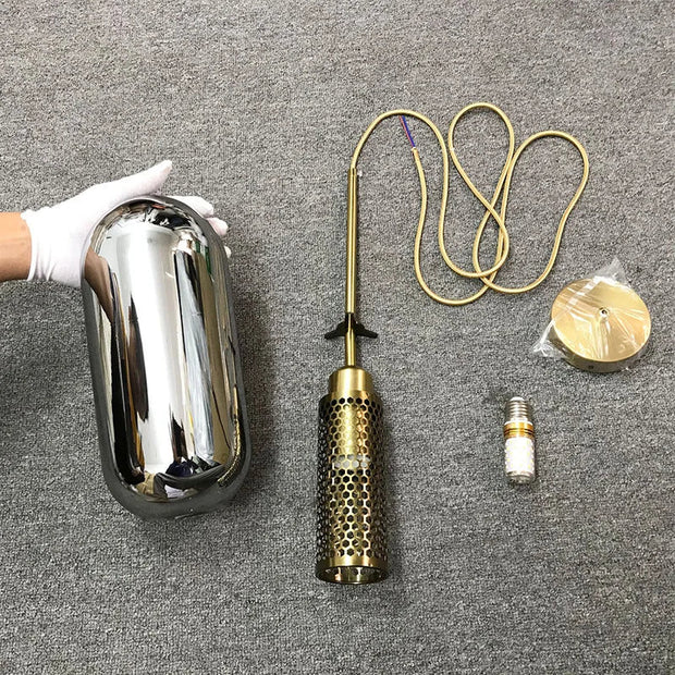 InduLuxe – Iron & Glass Pendant with Modern Edge